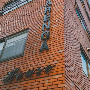 Akarenga House Aparthotel