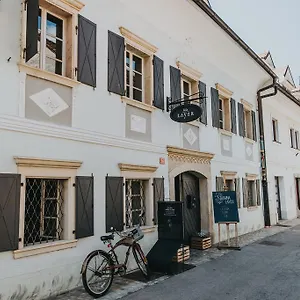 Layer Residences Nocleg ze śniadaniem Kranj