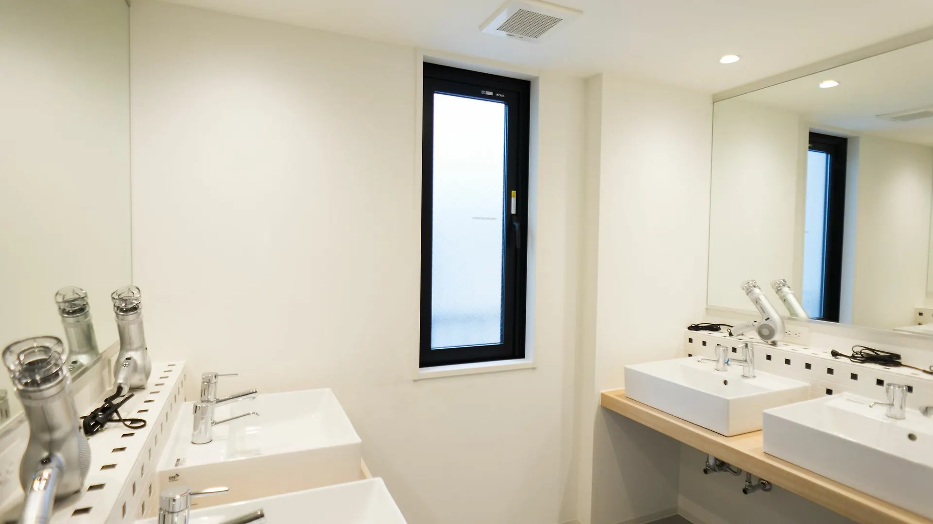 Imano Tokyo Ginza Hostel 0*,  Japón